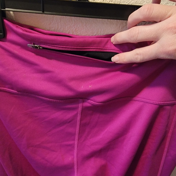 Nike Women's Purple Leggings - Picture 3 of 5